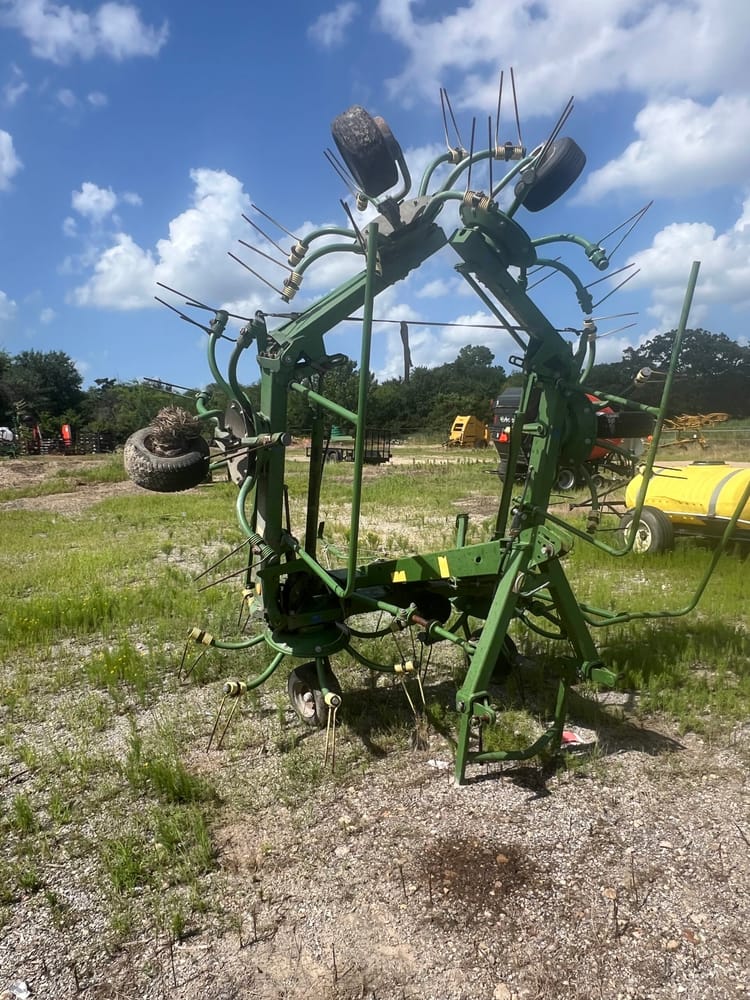 Used KW 7.82/6X7′ Rotary Tedder