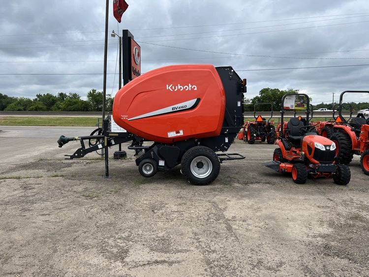 Kubota BV4160PremNet Round Baler