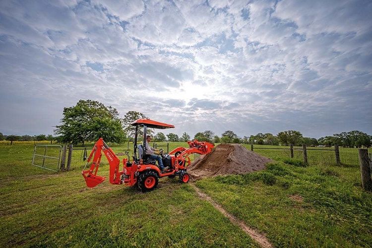 Kubota BX2380V-1 Sub-Compact Utility Tractor